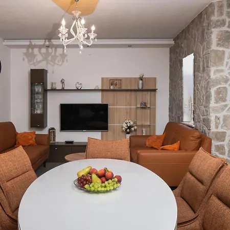 Abramovic Apartamento *